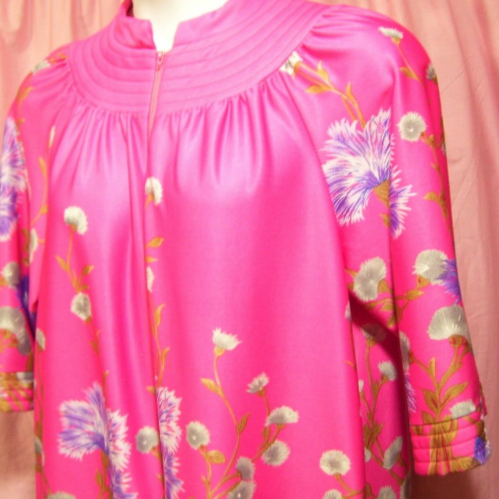 Lisanne Robe, Long Zip Front, Pink Floral, Purple Blue,  Loungewear Size L